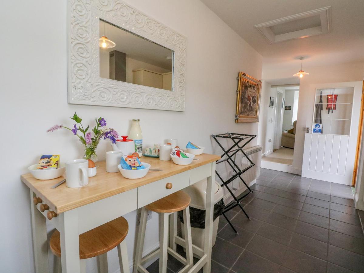 Seaview-Barsloisnach Cottage Kilmartin エクステリア 写真